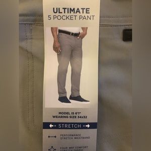 Greg Norman ultimate 5 pocket pants, men size 34 x 32. NWT